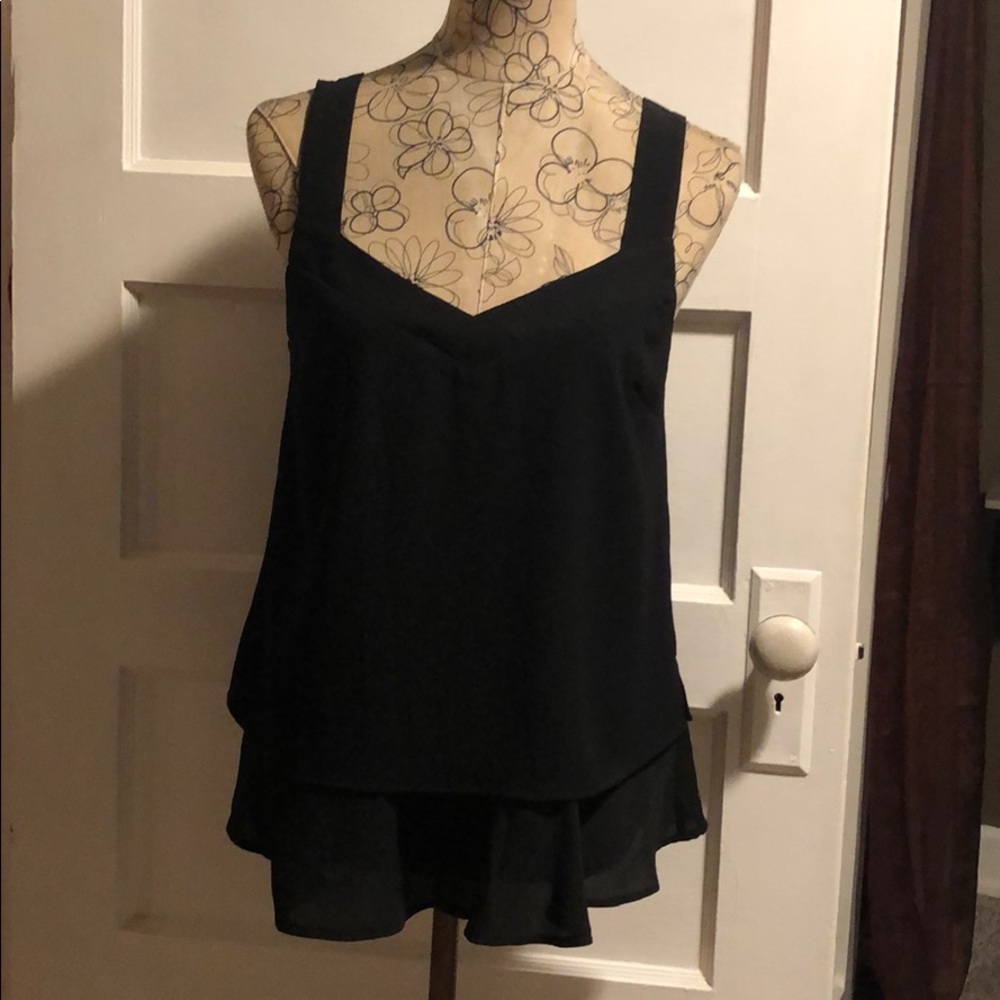 Banana Republic Black Flowy Tank